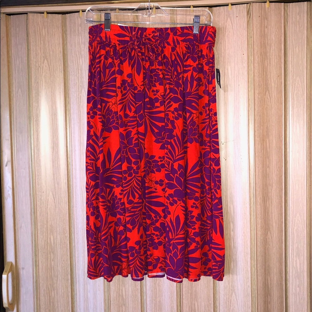 NWT💖 Old Navy💖 Skirt size Small